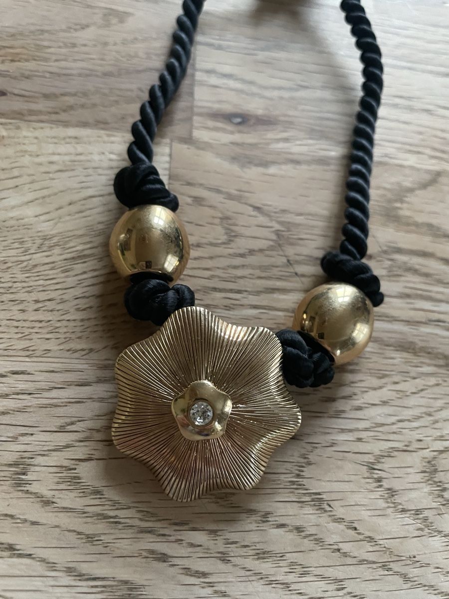 Pierre Lang Catenine: Pierre Lang Halsband Kordel – Usato da Flawil venduto da Naphtali 1