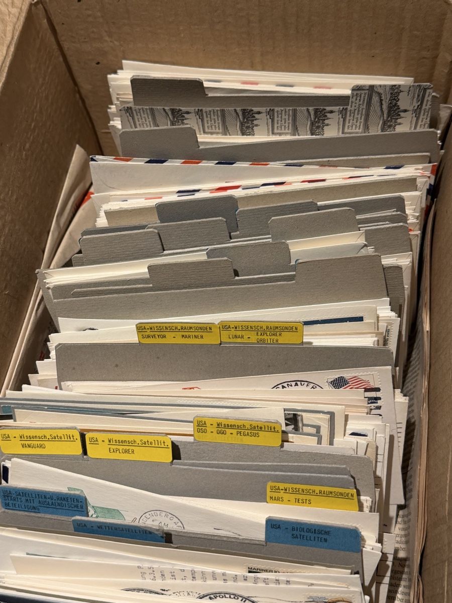 Alle Briefmarken: Box voll mit ASTRO-Philatelie – Gebraucht aus Lufingen von Rac0
