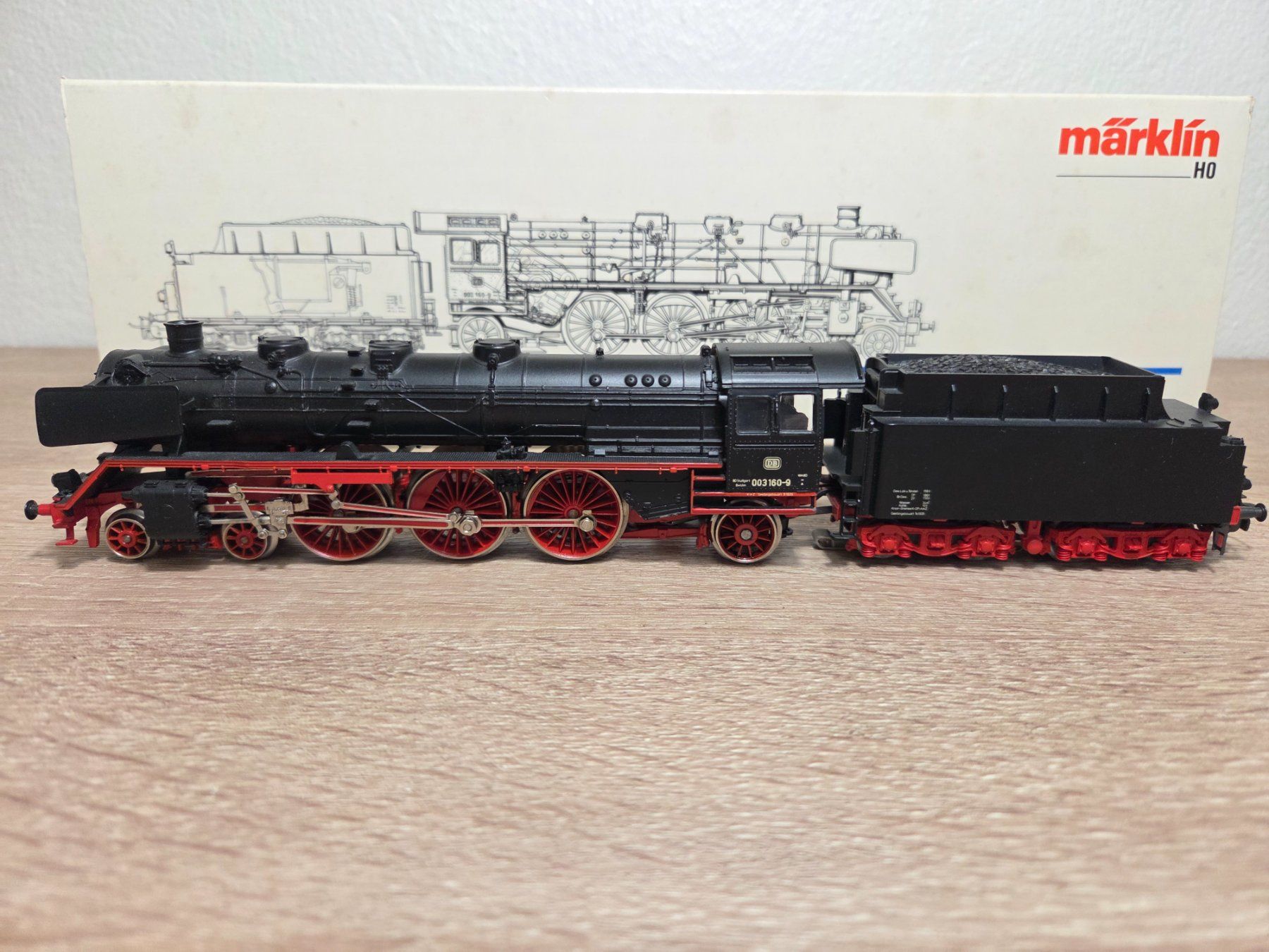 Märklin Modellini di ferrovie: Märklin 3085 Dampflok BR 003 DB H0 – Usato da St-Aubin-Sauges venduto da Lo_Go