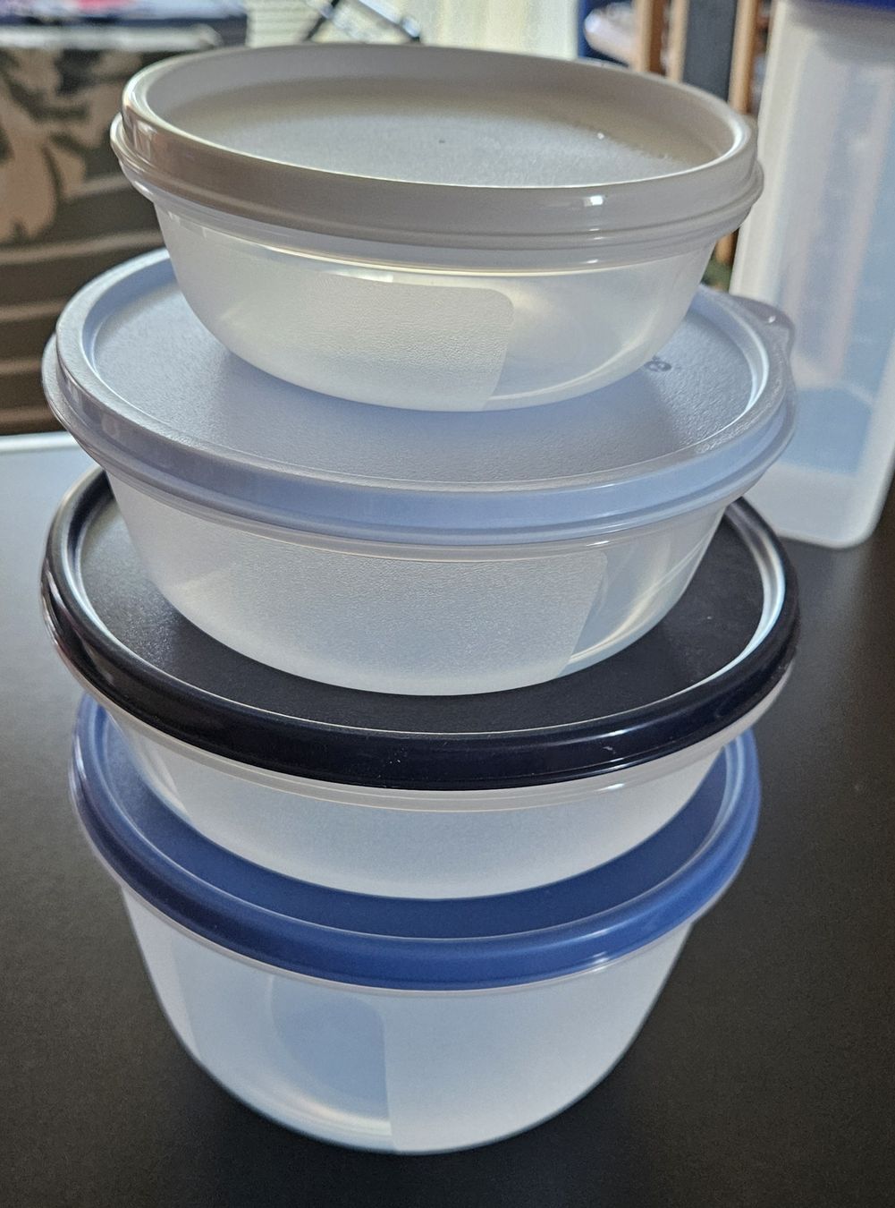 Tupperware Contenitori & Simili: Grosser Schüsselsatz – Nuovo e nell'imballaggio originale da Hasle b. Burgdorf venduto da buddle32 1