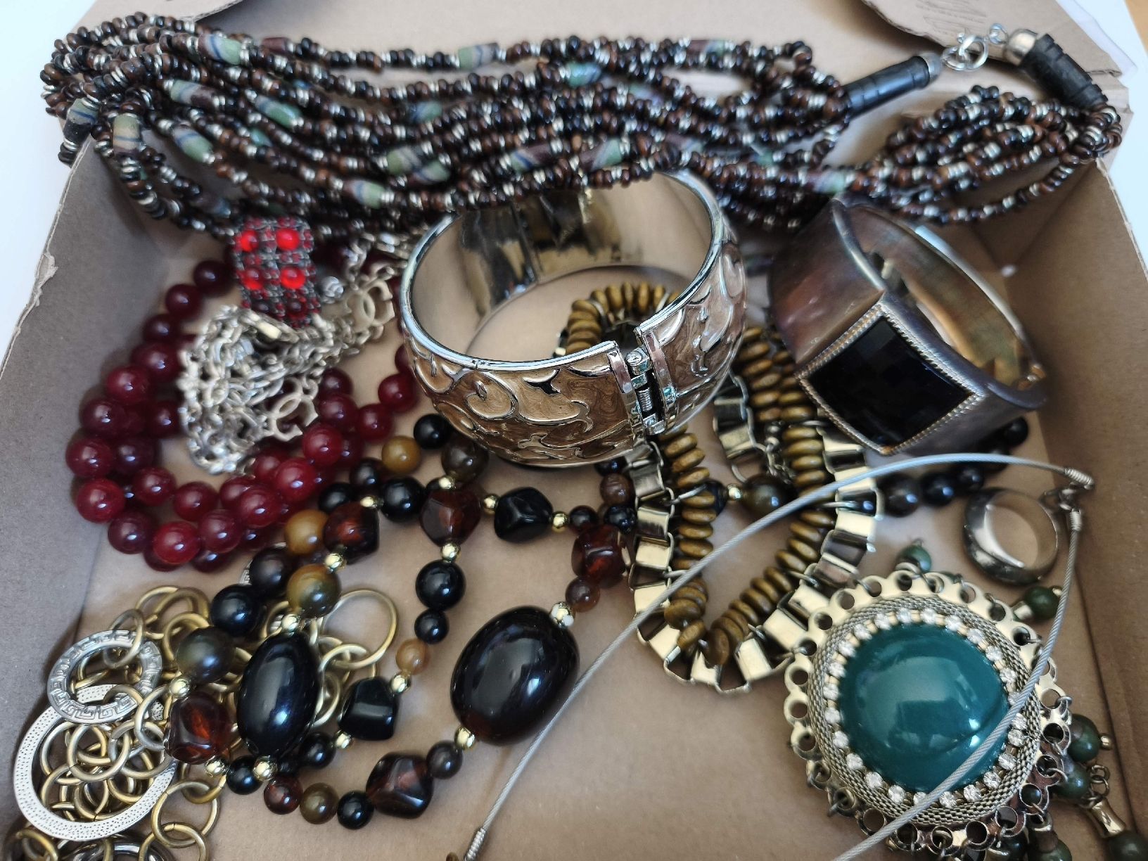 Sonstiger Schmuck: Schmuck Konvolut Damen Mix Modeschmuck  – Gebraucht aus St. Gallen von GIULESGG 1