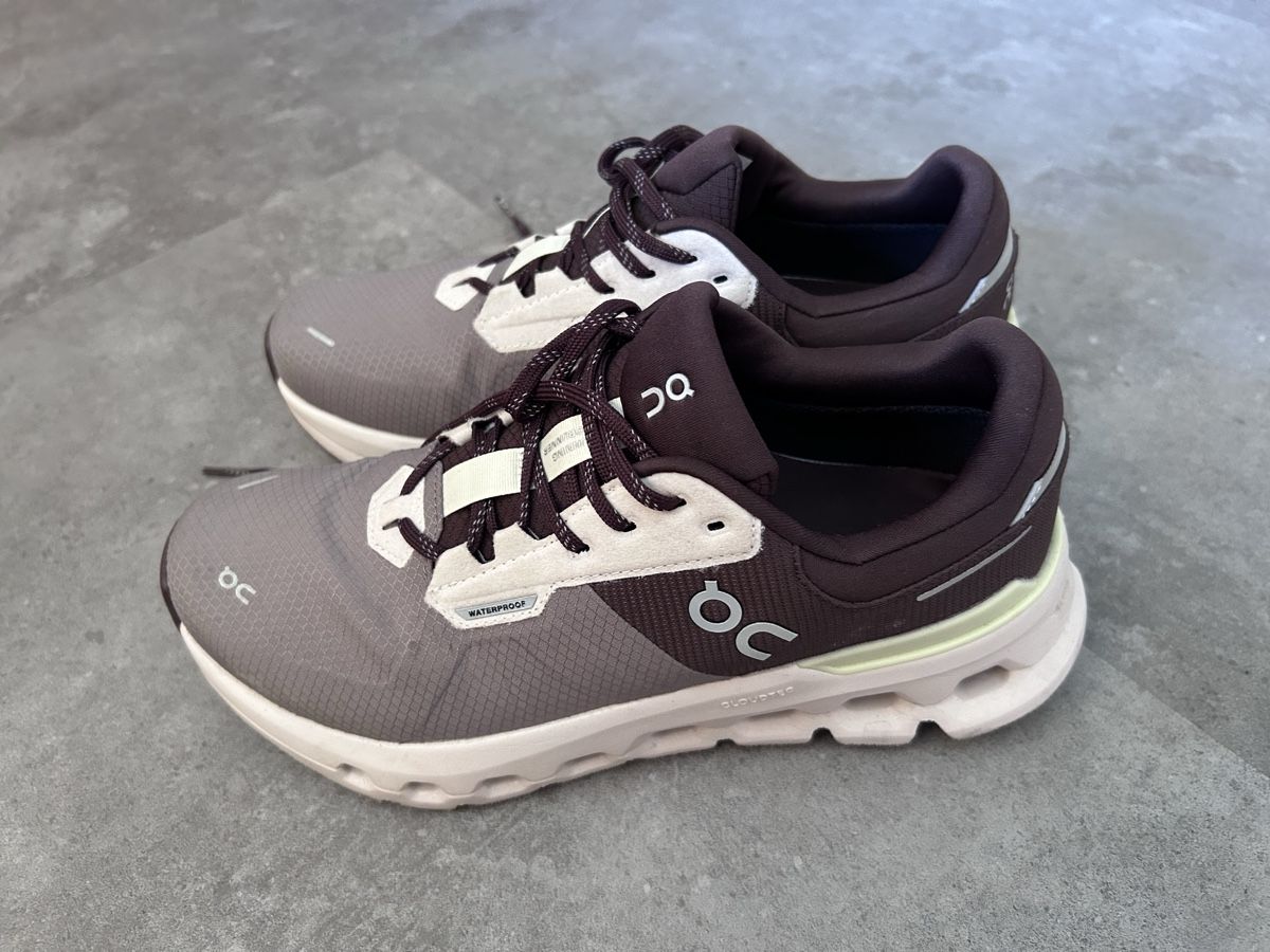 On Scarpe da donna: Damen On Schuhe waterproof, Gr. 39 – Usato da Grabserberg venduto da wenand95 1
