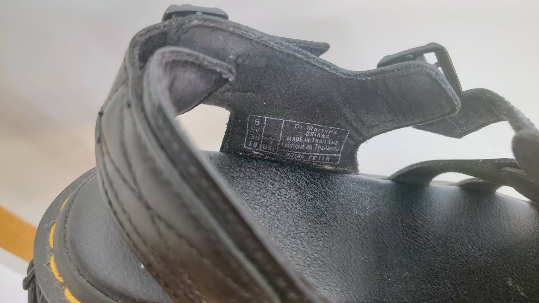Dr. Martens Scarpe da donna: Sandalen Dr. Martens – Usato da Fribourg venduto da shu_lbv7 2