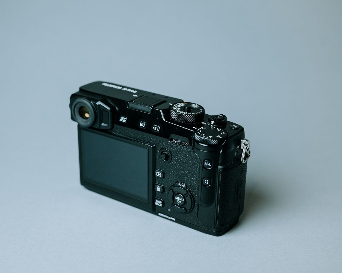 Fujifilm Kamera: Fujifilm X-Pro2 + 23mm + 35mm + Grip – Gebraucht aus Schlieren von ben_rf7x 3