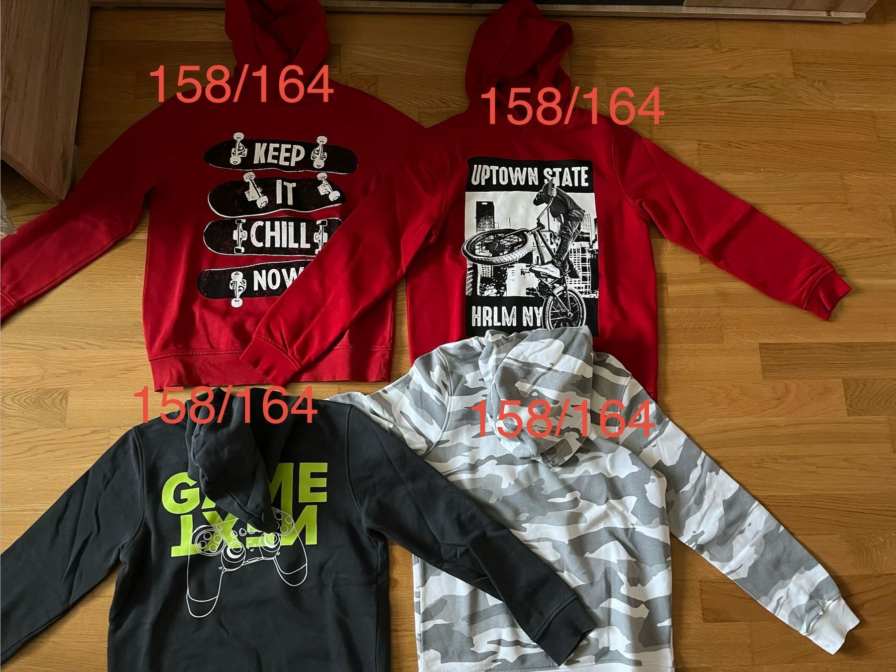 H&M Kleiderpakete & -sets: Lot des blouse 9 pc et deux pull – Gebraucht aus Fribourg von mal_8zjh