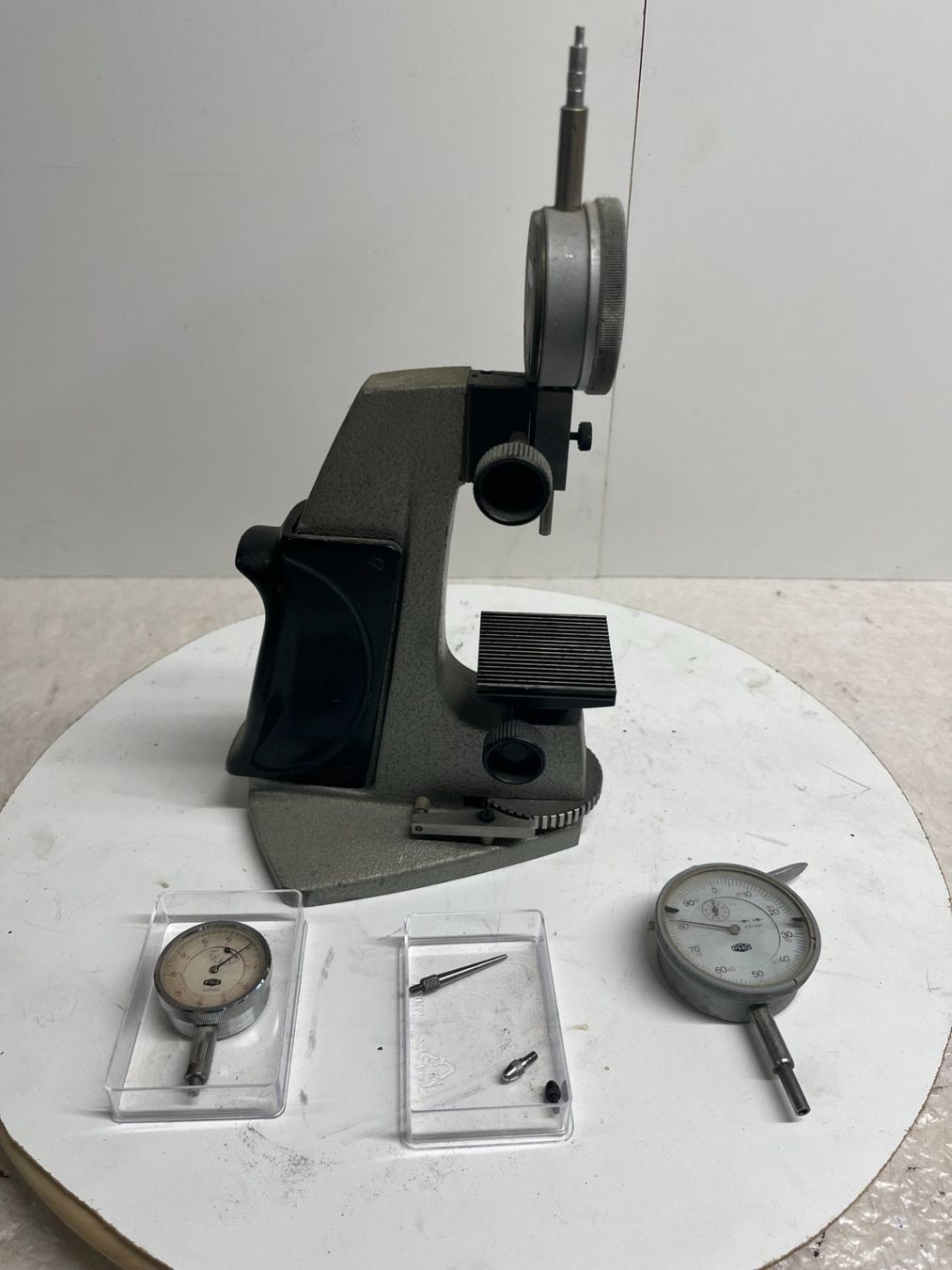 Tesa Misurare: Comparateur avec socle TESA – Usato da Les Breuleux venduto da tho_p7br 2