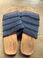 Holz Clogs Sandalen mit violettem Stoff, Grösse 37, Top!