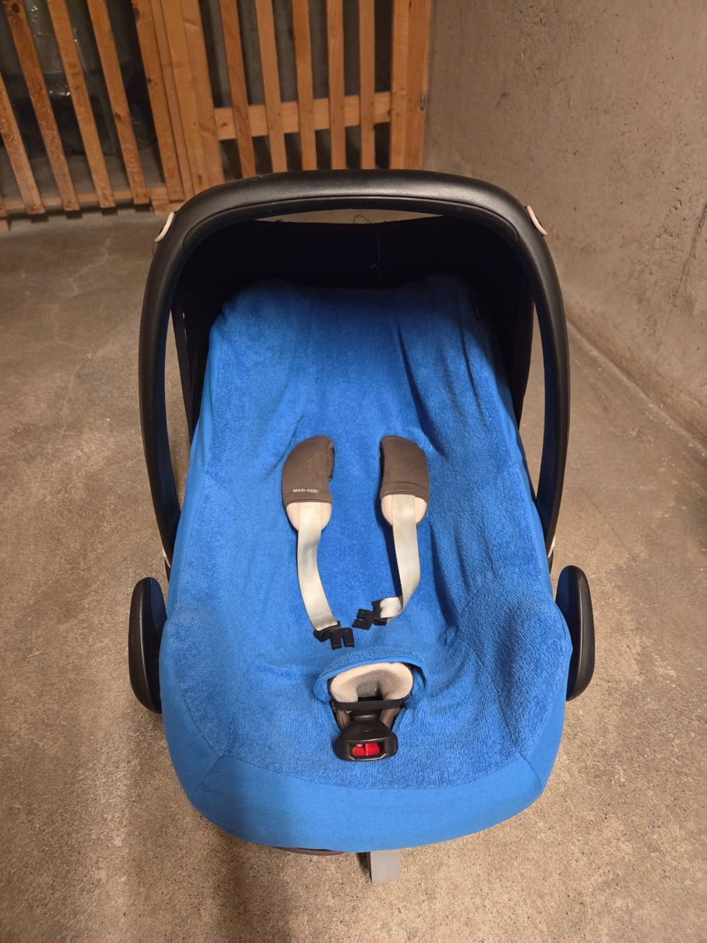 Maxi-Cosi Seggiolini per auto: Maxi Cosi – Usato da Zürich venduto da tan_6ryy 1