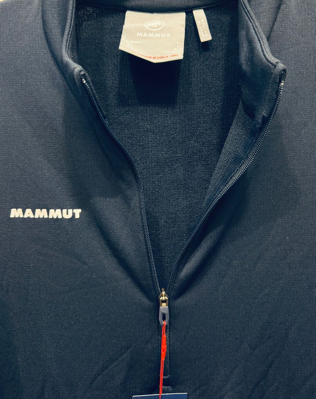 Mammut Pullover & Sweatshirts: MAMMUT Aenergy ML Half Zip Pull Women, navy/white, size L – Neu und originalverpackt aus Genève von OnSale 2