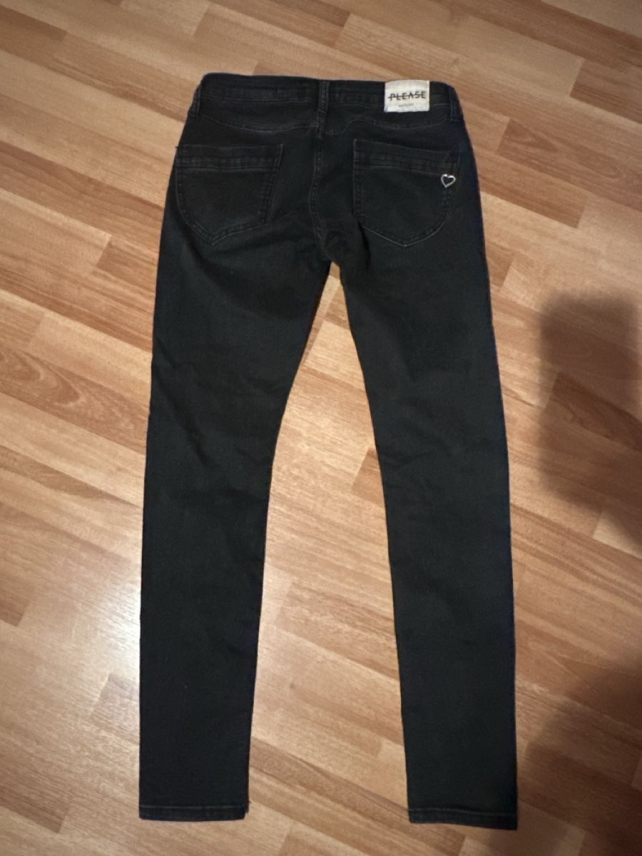 Please Jeans Jeans: Please Jeans schwarz Gr. XS einf. Bundweite ca. 35 cm – Usato da Wald AR venduto da sim_m9vw 2