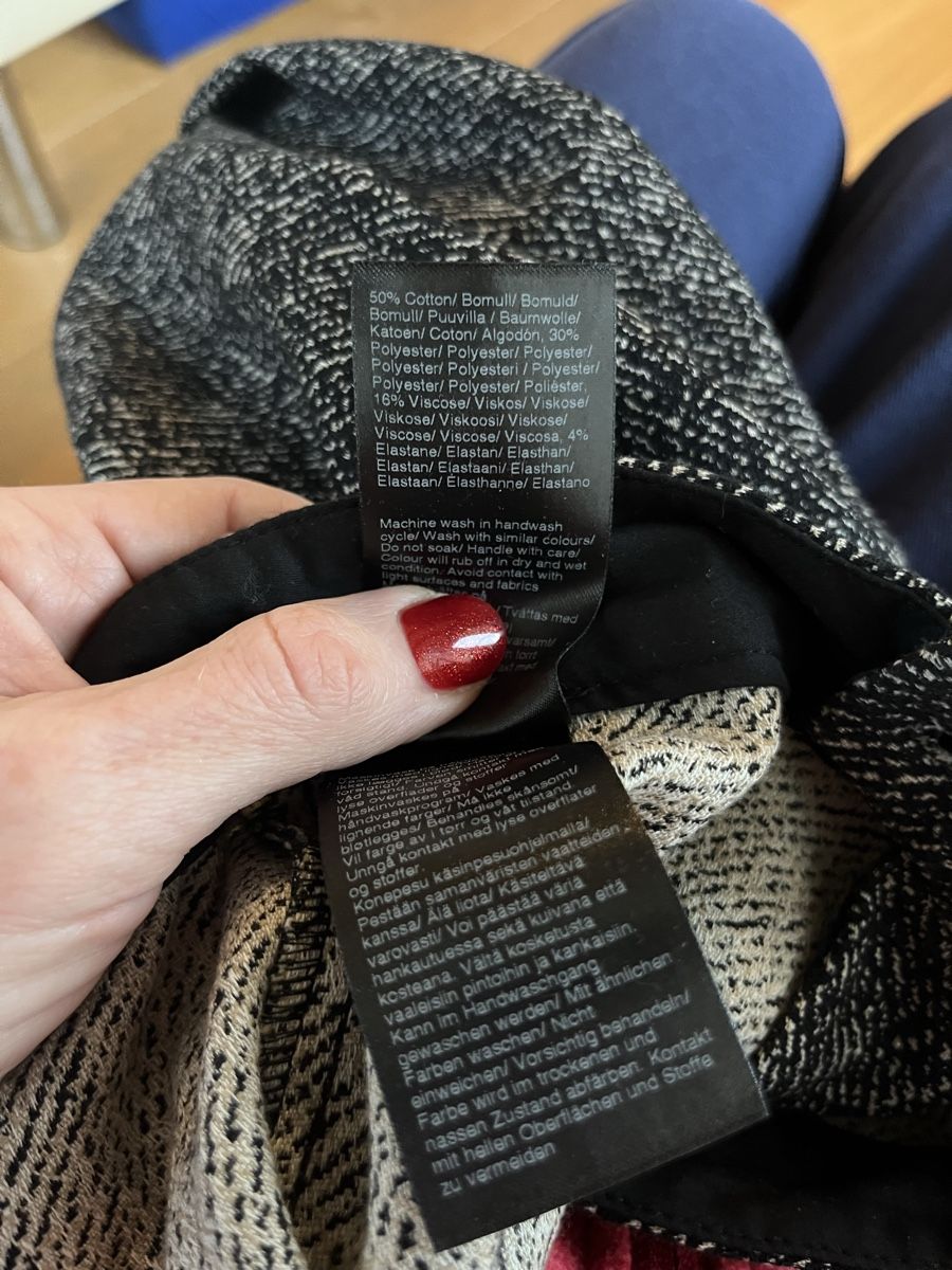 Hosen: Filippa K Stoffhose Gr. 34/36 bootcut schwarz/weiss – Gebraucht aus Wädenswil von Iana32 6