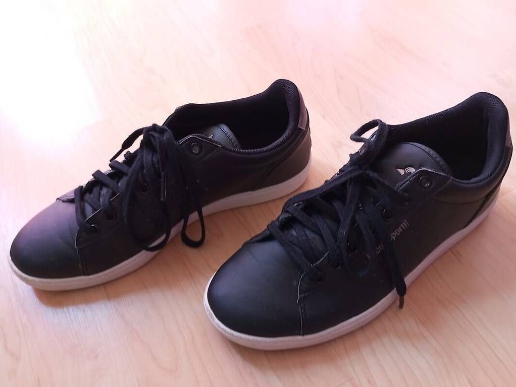 Scarpe da uomo: Sneaker Grösse 39 schwarz ab Fr. 5.-- – Nuovo (secondo la descrizione) da Zäziwil venduto da 33qfmnx9
