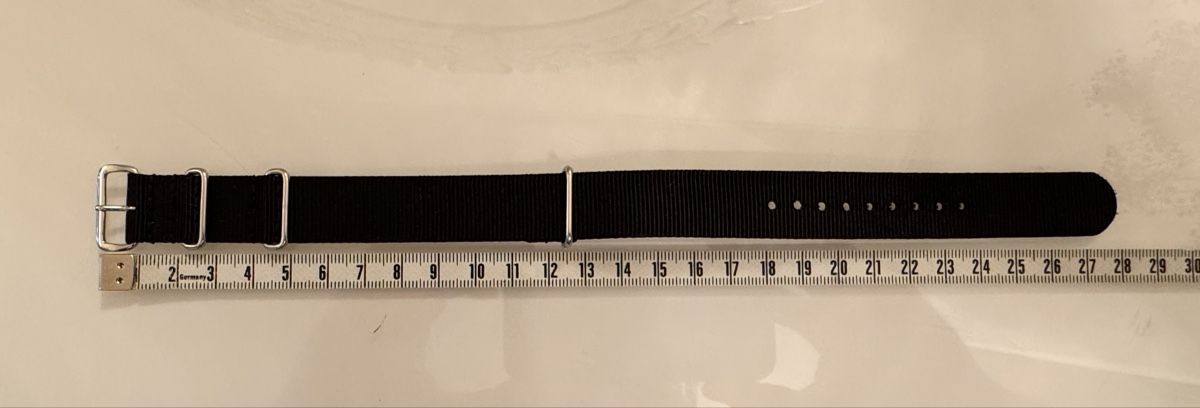 Nastri decorativi: New Black Nylon Watch Strap 18mm Band Replacement! – Nuovo (secondo la descrizione) da Zürich venduto da 613_g8jy 6