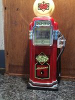 HERRLICHE ZAPFSÄULEN-UHR/SEHR DEKORATIV ! FÜR SEKRETÄR ?