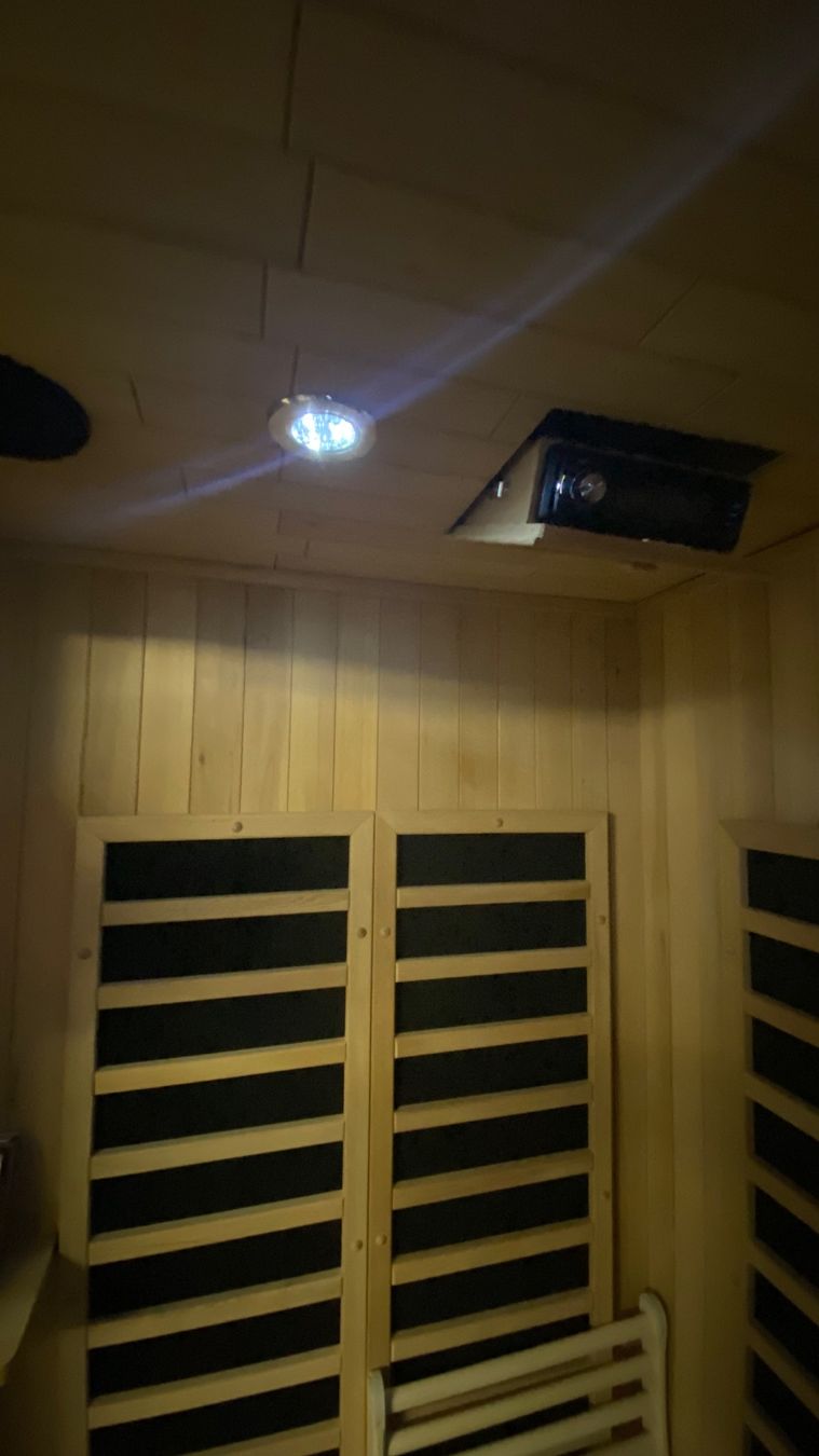 Sauna & Accessori: Infrarotkabine – Usato da Frick venduto da Zimmo 3