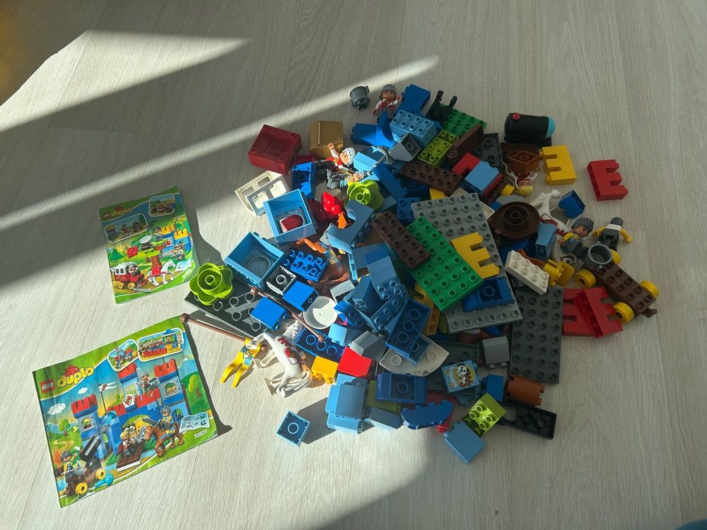Lego Duplo Sets 10577 & 1056 «Ritter» 9