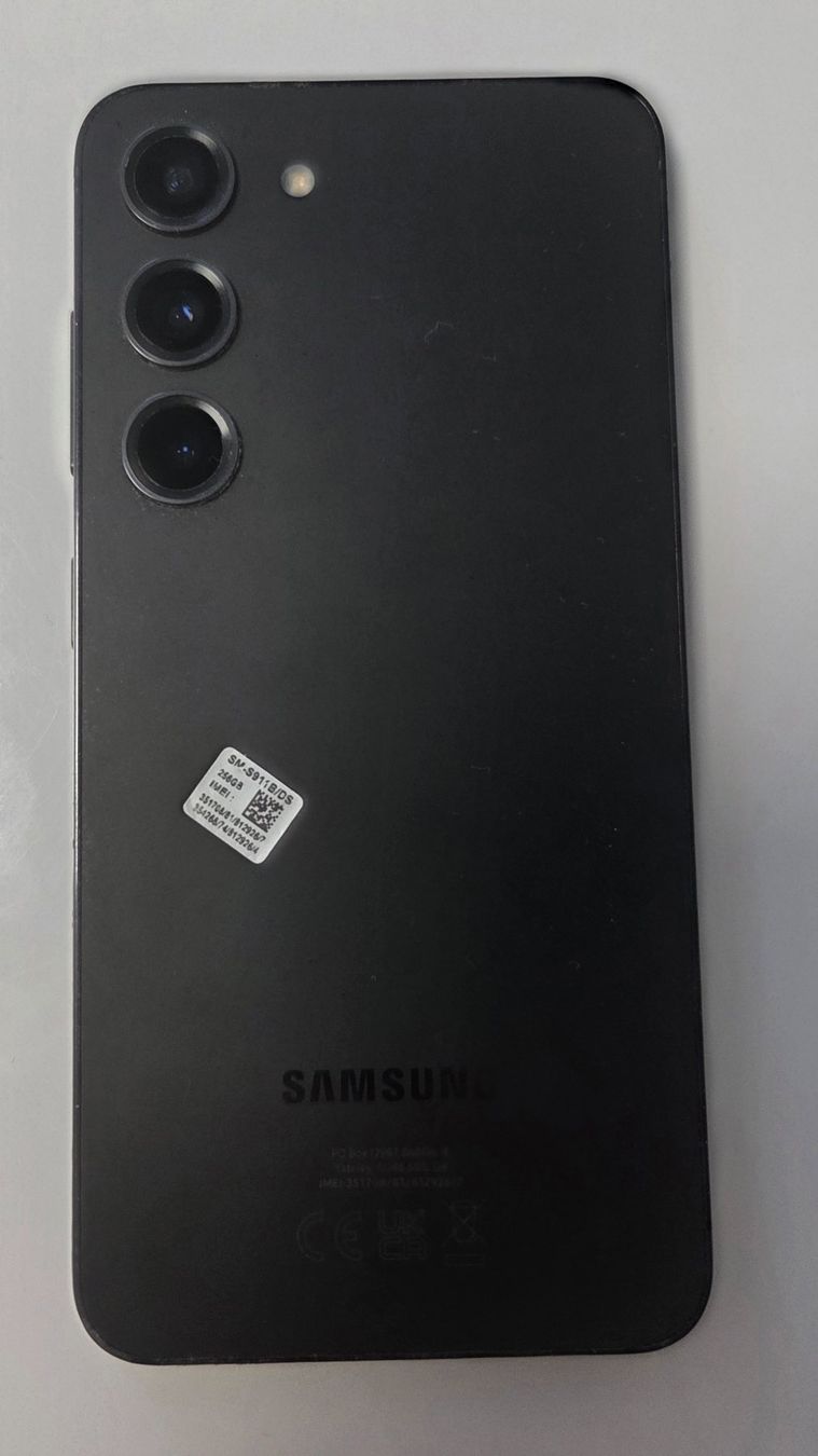 Samsung Telefoni cellulari / Smartphones: Galaxy S23 256GB – Usato da Giubiasco venduto da Betto75 2
