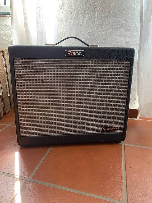 Fender Amplificatori: Fender Tone Master FR-10 – Usato da Ottikon venduto da git_hh6v