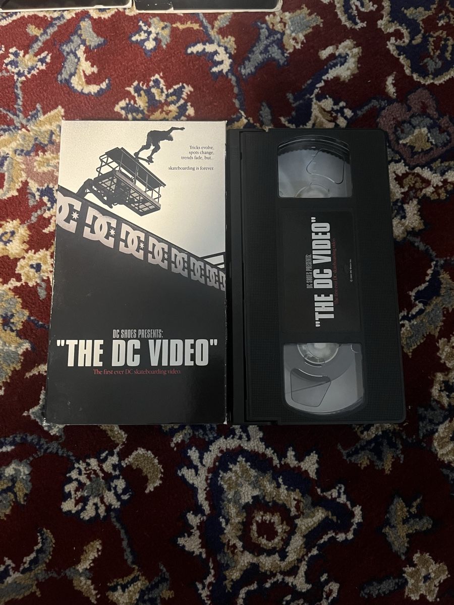 Tutti i VHS: DC Shoes Skate VHS Vintage Rare – Usato da Solothurn venduto da CityNordMarketplace