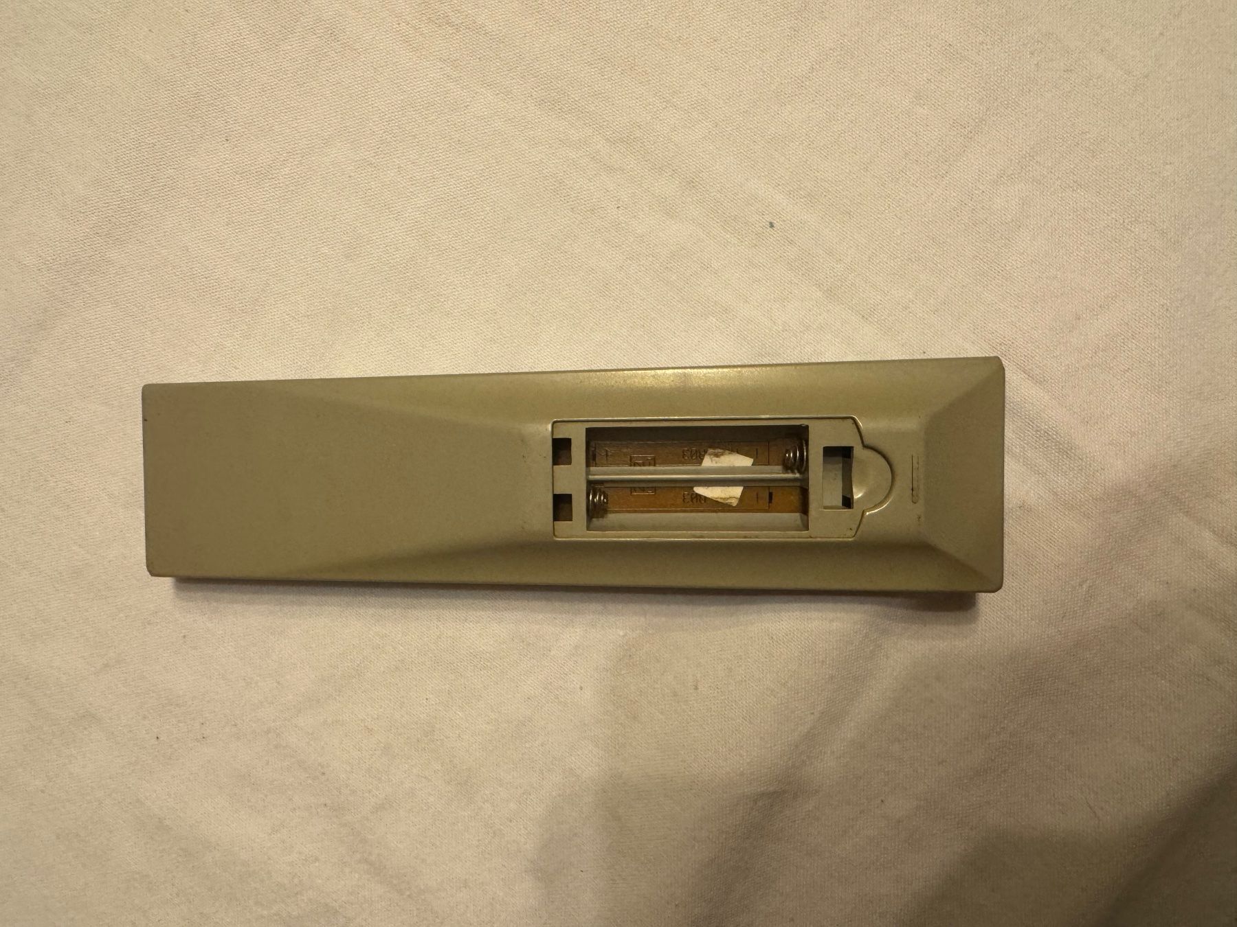 Telecomandi: Télécommande AKAI d'occasion (62) – Usato da la Chaux-de-Fonds venduto da Lampe 1