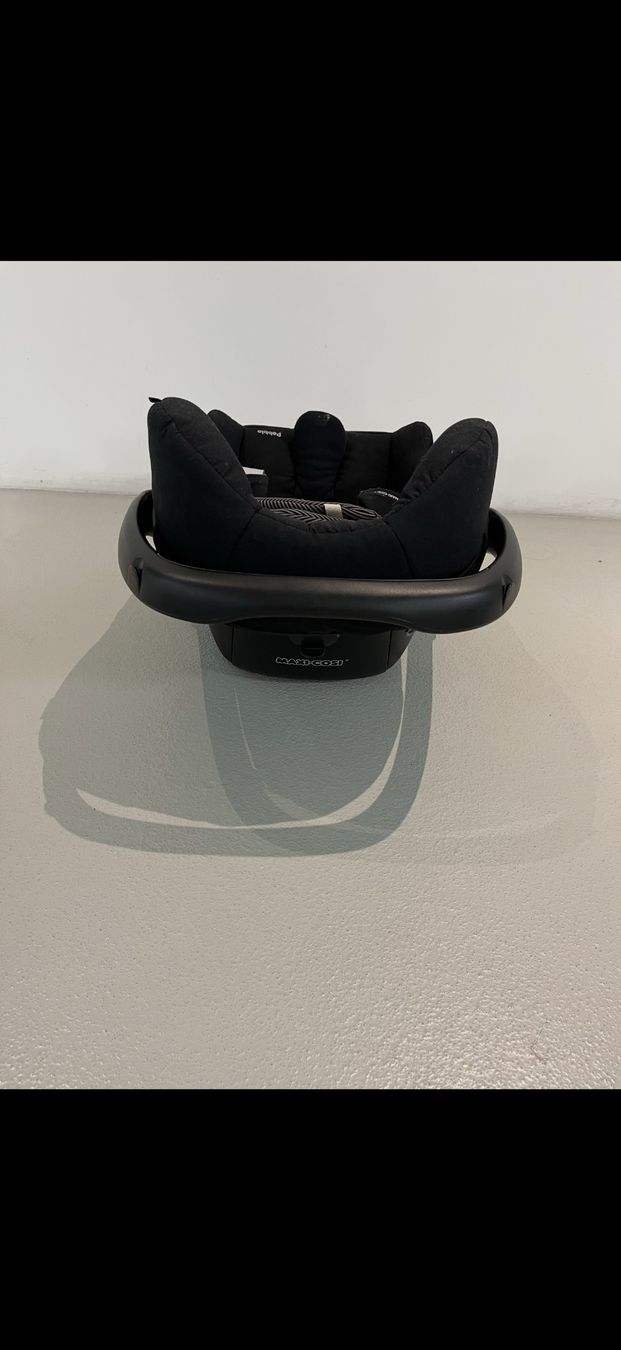 Maxi-Cosi Auto-Kindersitze: Maxi-Cosi Pebble Kindersitz schwarz – Gebraucht aus Kilchberg ZH von TanniTanni 2
