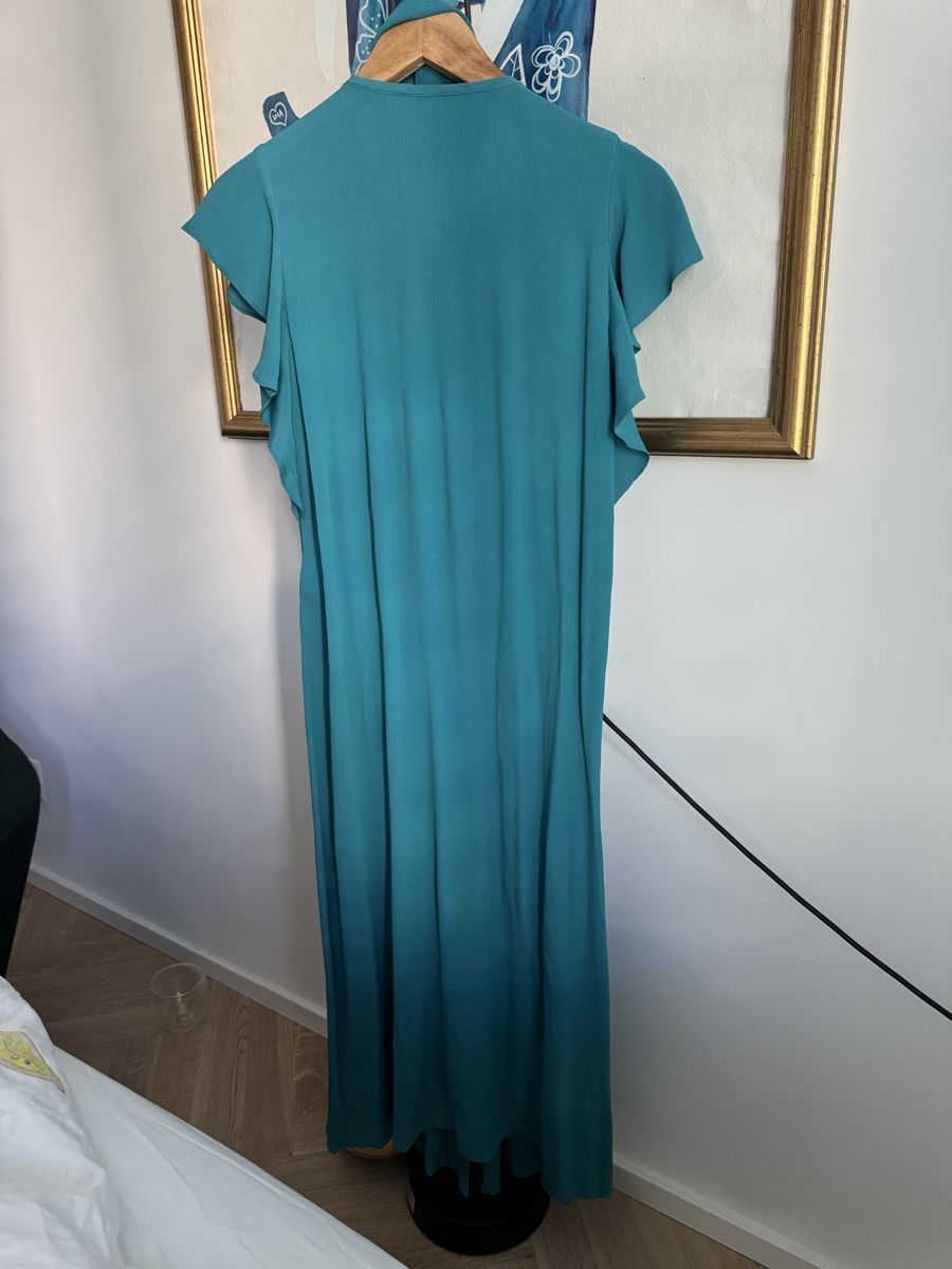 Escada Kleider: Robe Escada – Neu (gemäss Beschreibung) aus Geneve von pupykina 4