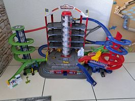 Hotweels Majorette Super City Parkgarage mit Licht und Sound