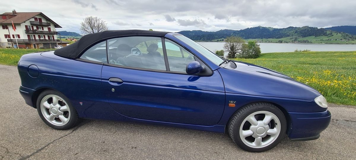 Renault Automobili: Renault Mégane Cabriolet  – Usato da Einsiedeln venduto da pioneertv 5