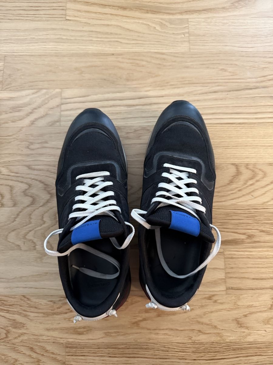 Givenchy Scarpe da uomo: Sneaker Givenchy schwarz blau gebraucht – Usato da Zürich venduto da cva_2yrw 2