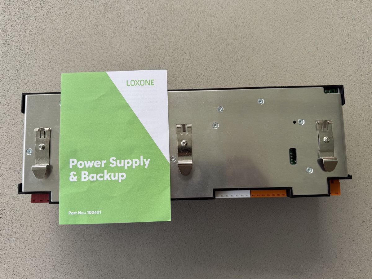 Loxone Componenti elettronici: Loxone Power Supply & Backup – Nuovo e nell'imballaggio originale da Wolfhausen venduto da HelloSun03 3