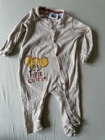 Tom und Jerry Baby Strampler beige Grösse 62/68