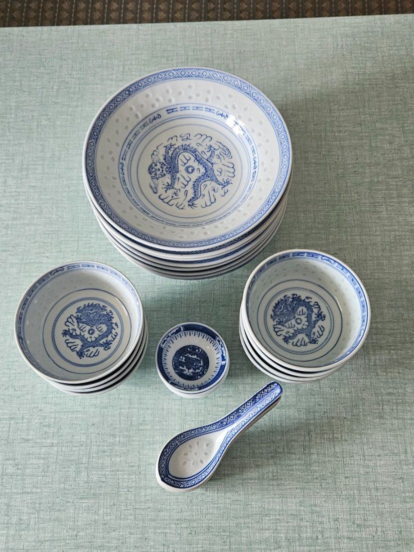 Geschirrsets: Asia Geschirr Set – Gebraucht aus Arch von Stefanm18