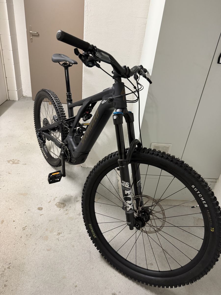 Specialized Velos: E-Bike Specialized Turbo Levo 700 Wh – Neu (gemäss Beschreibung) aus Alpnach Dorf von FO91 1