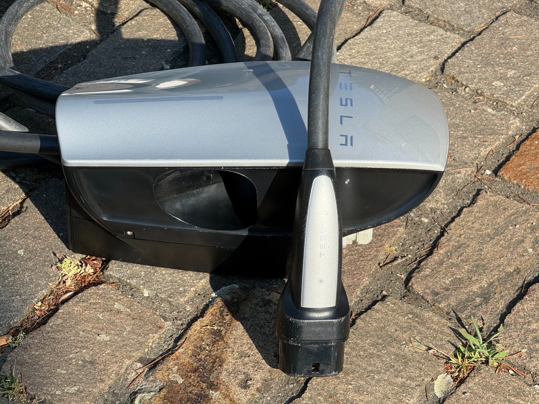 Chargeurs de batterie: Tesla Wall Connector Gen 2 – D'occasion à Bellikon par Bluem54 2