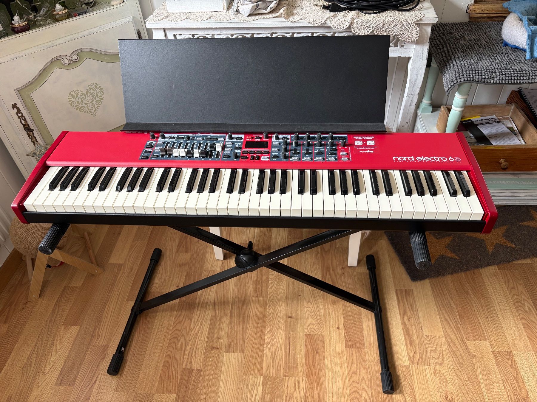 Nord Strumenti musicali: Nord-Electro-6D mit Tragetasche – Usato da Eggiwil venduto da Fruehling013