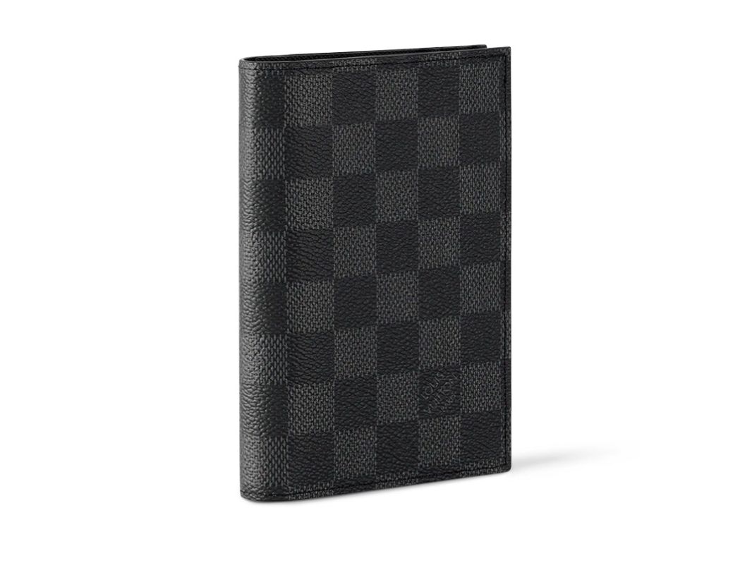 Louis Vuitton Portafogli: Louis Vuitton Damier Graphite Passport Cover – Usato da Dietlikon venduto da QuickSaleCH 1