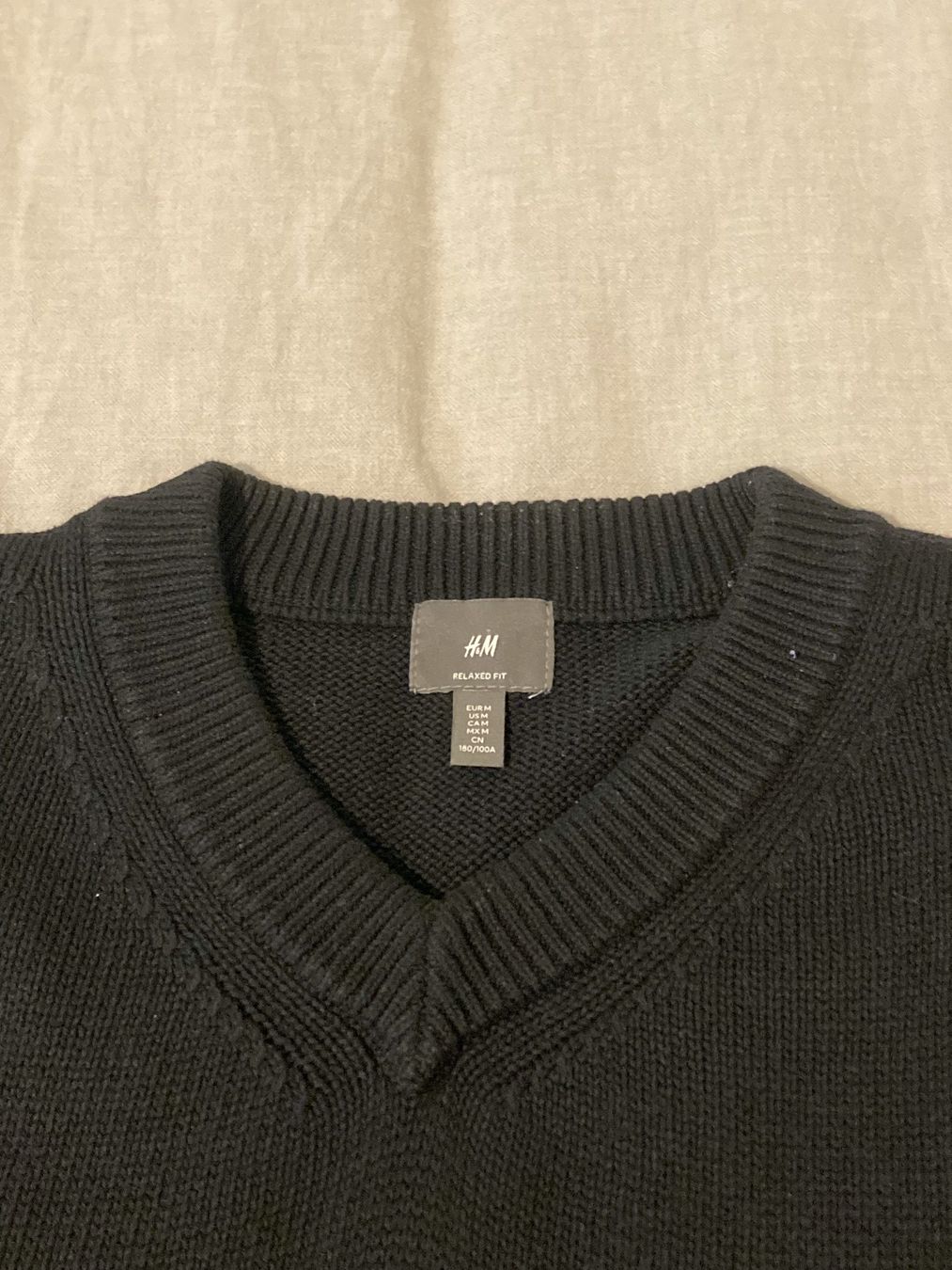 Gilet & Giacche: Schwarze Baumwollweste von HM – Usato da Zuerich venduto da A.Snd.C 2