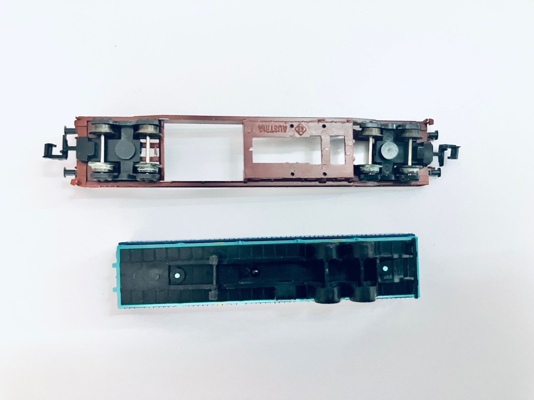 Roco Modellini di ferrovie: ROCO KÜHNE+NAGEL HUPAC  SPUR N – Nuovo e nell'imballaggio originale da Oberbuchsiten venduto da Orsetto24 3