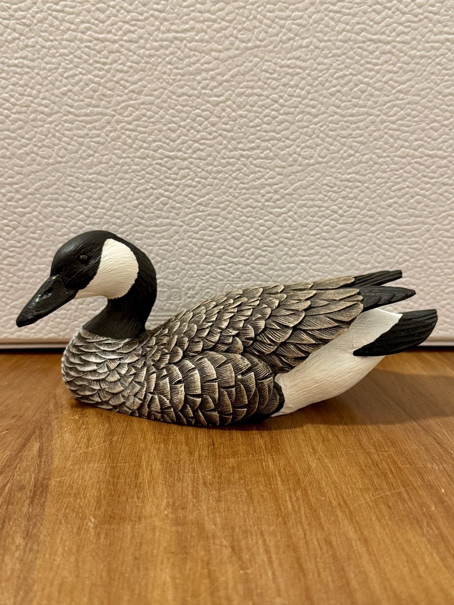 Statuette: GANS Figur, Heritage Decoys, handgeschnitzt – Nuovo e nell'imballaggio originale da Zürich venduto da Nobs1 6