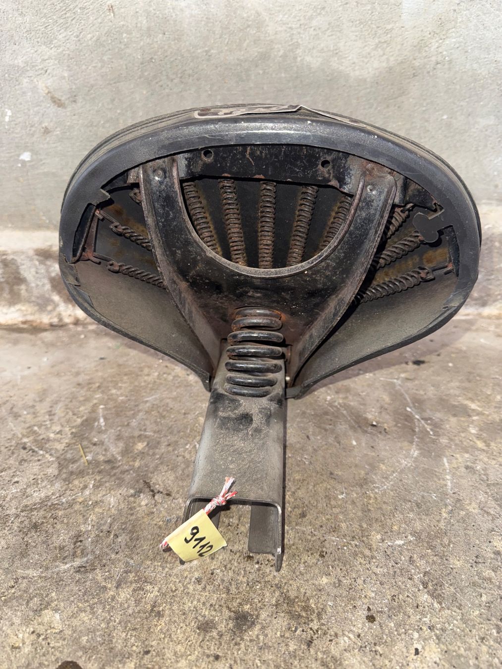 Piaggio Mofa-Ersatzteile: Piaggio Oldie Mofa Sattel – Defekt aus Fahrni b. Thun von berger_tuning34 1