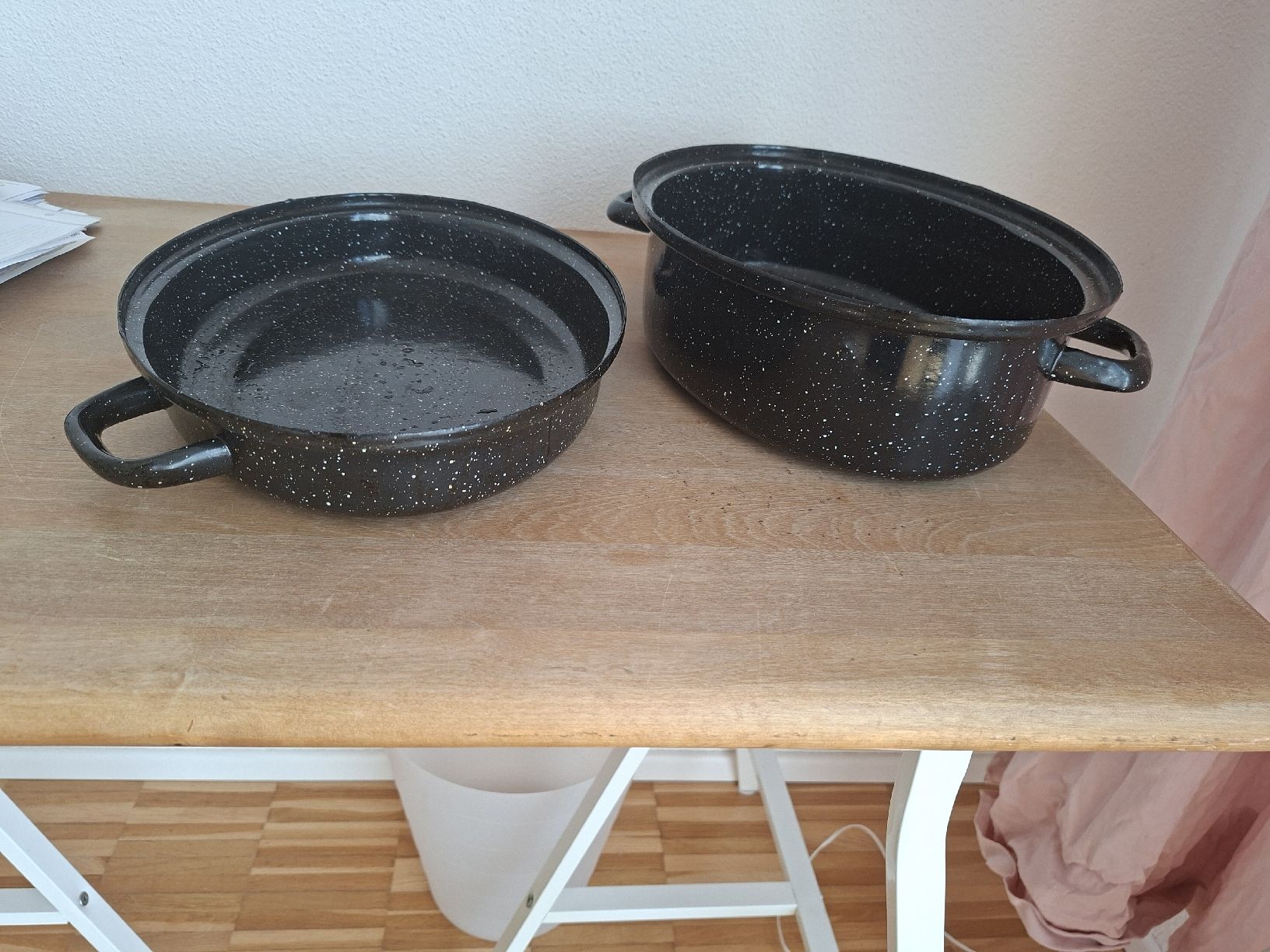 Töpfe: Pfanne / Bräter, 34 x 23 x 15 – Gebraucht aus Brüttisellen von Tekla05 1
