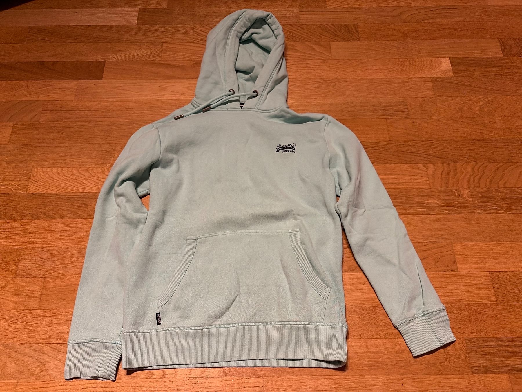 Superdry Pullover & Sweatshirts: Hoodie Superdry Gr. M – Gebraucht aus Bern von chrimi05