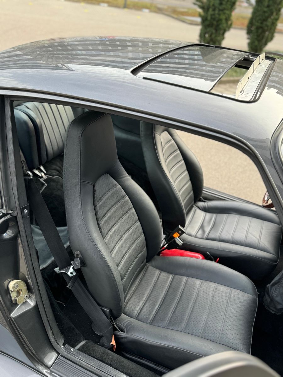 Porsche Automobili: Porsche 911 SC Turbolook, Veteran, – Usato da Oberkirch LU venduto da Flo105 5