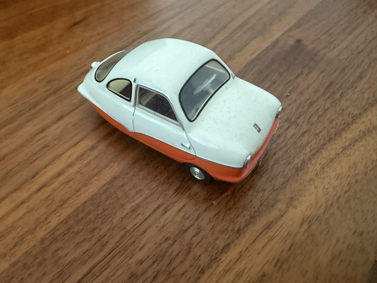 Voitures modèles: 4 Modellautos – D'occasion à Jona par vallu_94 3