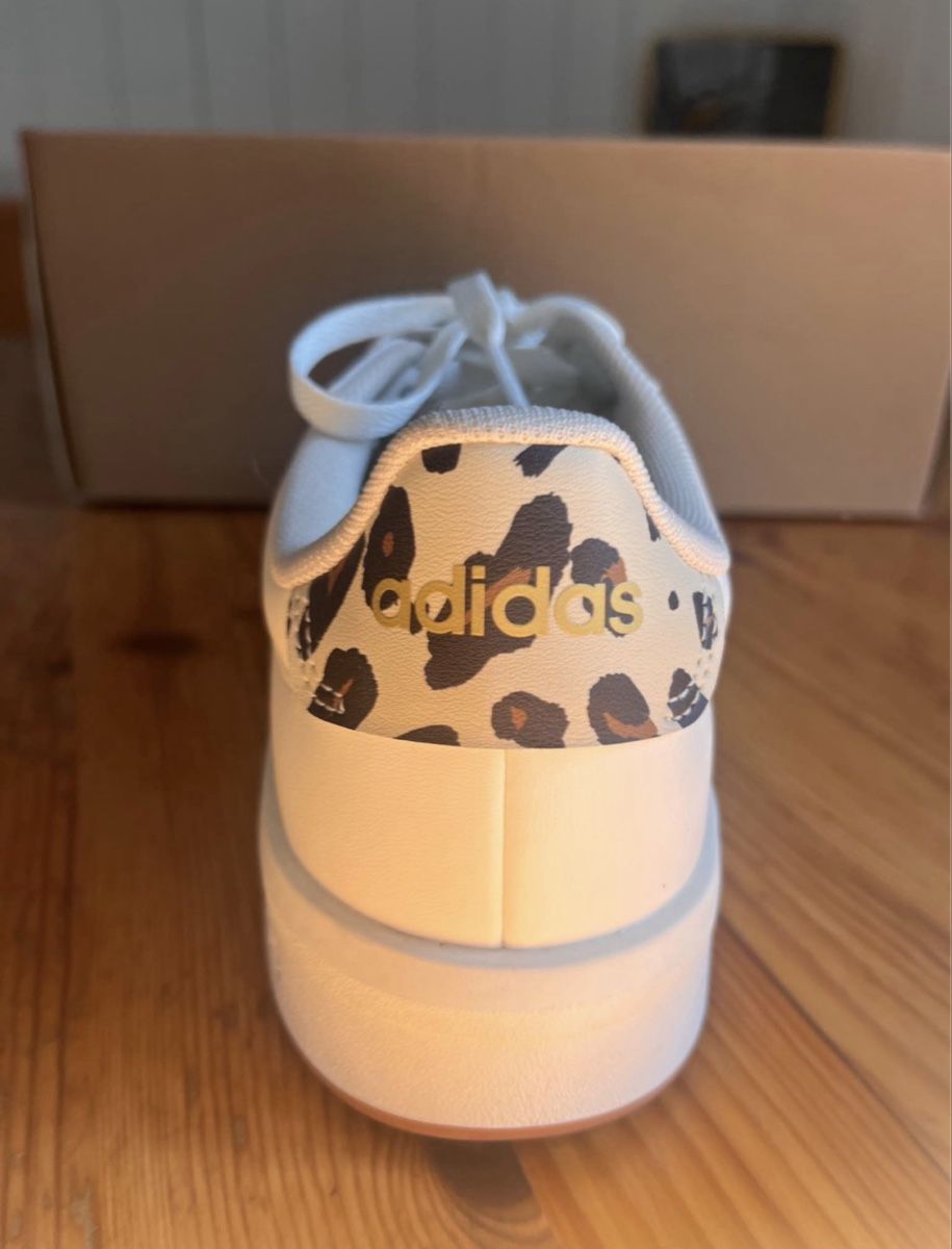 Adidas Damenschuhe: Adidas léopard  – Neu (gemäss Beschreibung) aus Ste-Croix von Valottelamarmotte 2