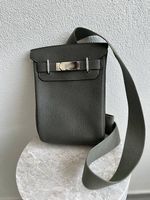 Hermès Kelly Messenger, Grau, Neuwertig
