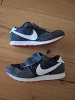 Nike Schuhe, Gr. 28.5, praktisch mit Klettverschluss!