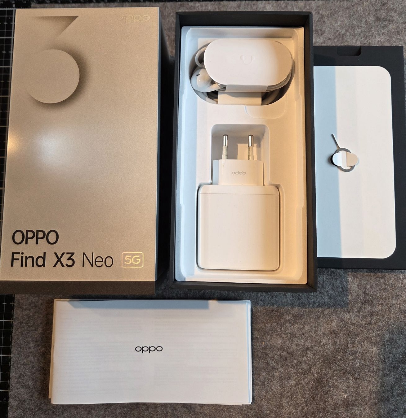 Oppo Telefoni cellulari / Smartphones: Oppo Find X3 Neo 256 GB – Usato da Subingen venduto da a-sebatron 1
