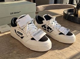 OFF-WHITE 3.0 Off Court Low, colore White/Black.