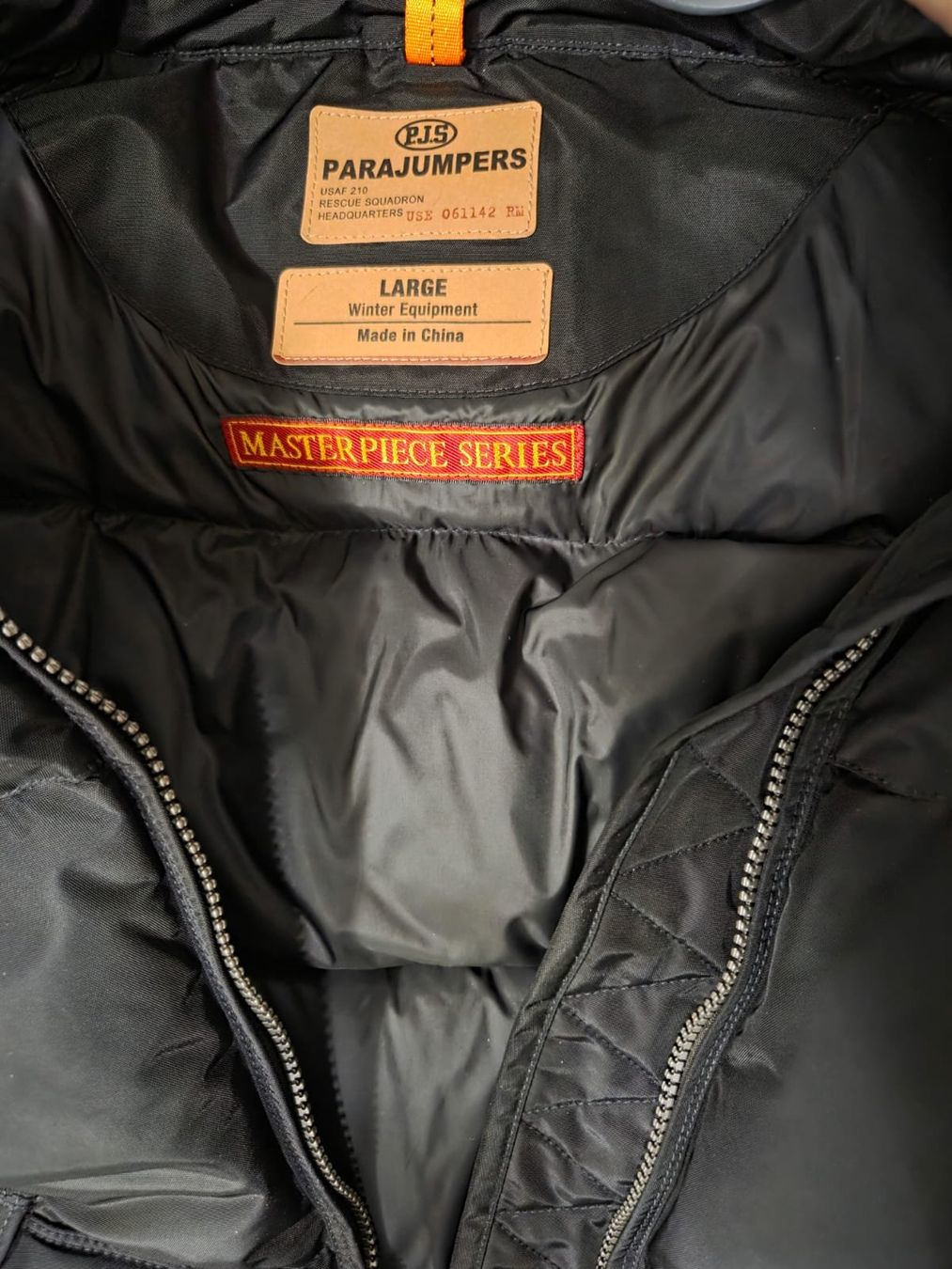 Parajumpers Mäntel: Parajumpers schwarz – Gebraucht aus Niederglatt ZH von livsca99 3